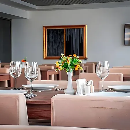 Hotel Dorana 3*
